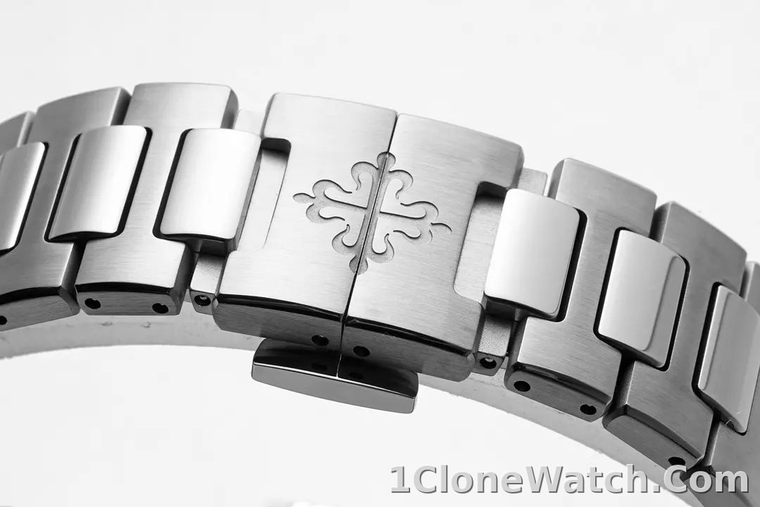 Patek Philippe Nautilus Grey Dial Watch - detail