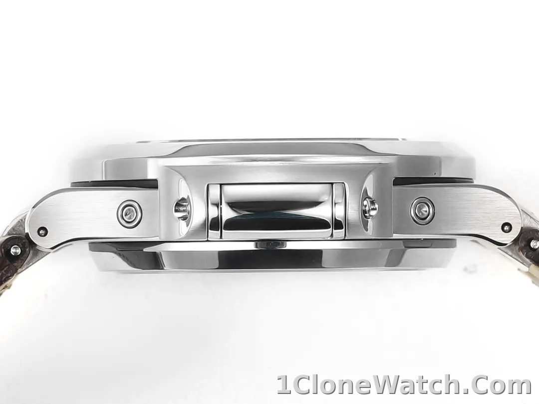 Patek Philippe Green Nautilus Watch - detail