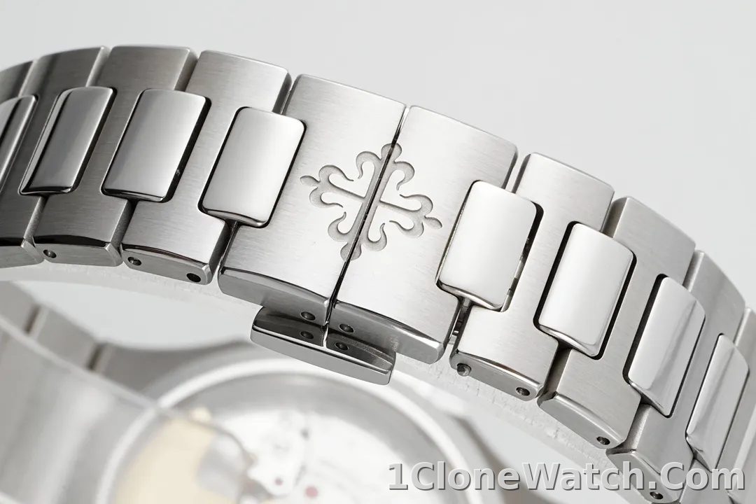 Patek Philippe Blue Nautilus Ladies Watch - detail