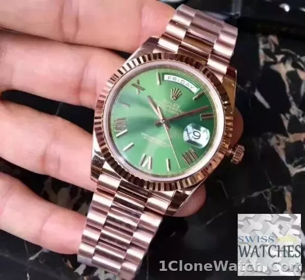ROLEX DAY DATE GREEN DIAL SAPPHIRE CRYSTAL 40MM SWISS REPLICA 228235.6 - detail
