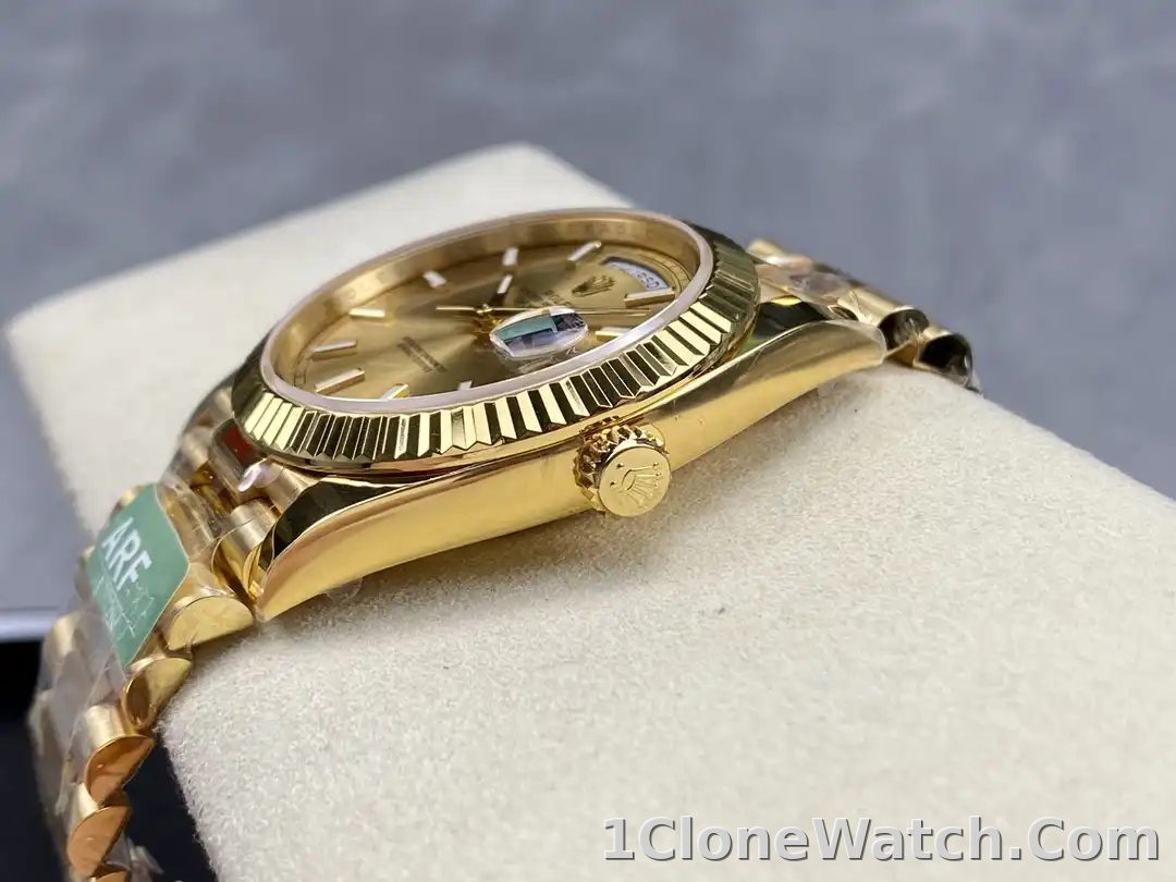 Superclone Rolex Day-Date II 40mm Champagne Dial 228238 - detail