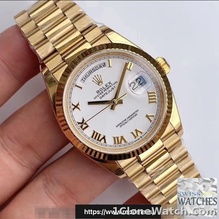 ROLEX DAY DATE WHITE DIAL SAPPHIRE CRYSTAL 36MM SWISS REPLICA m128238.2 - detail