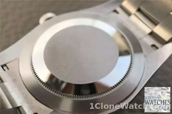 ROLEX DATEJUST BLUE DIAL STAINLESS STEEL 41MM SWISS REPLICA m126334.0015 - detail