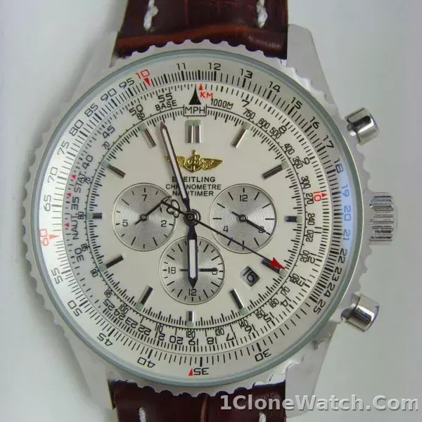Breitling Navitimer A23322 - detail