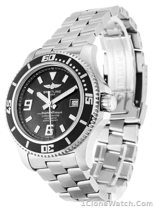 Breitling SuperOcean A17391 - detail