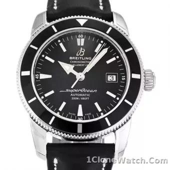 Breitling SuperOcean A17391 - detail