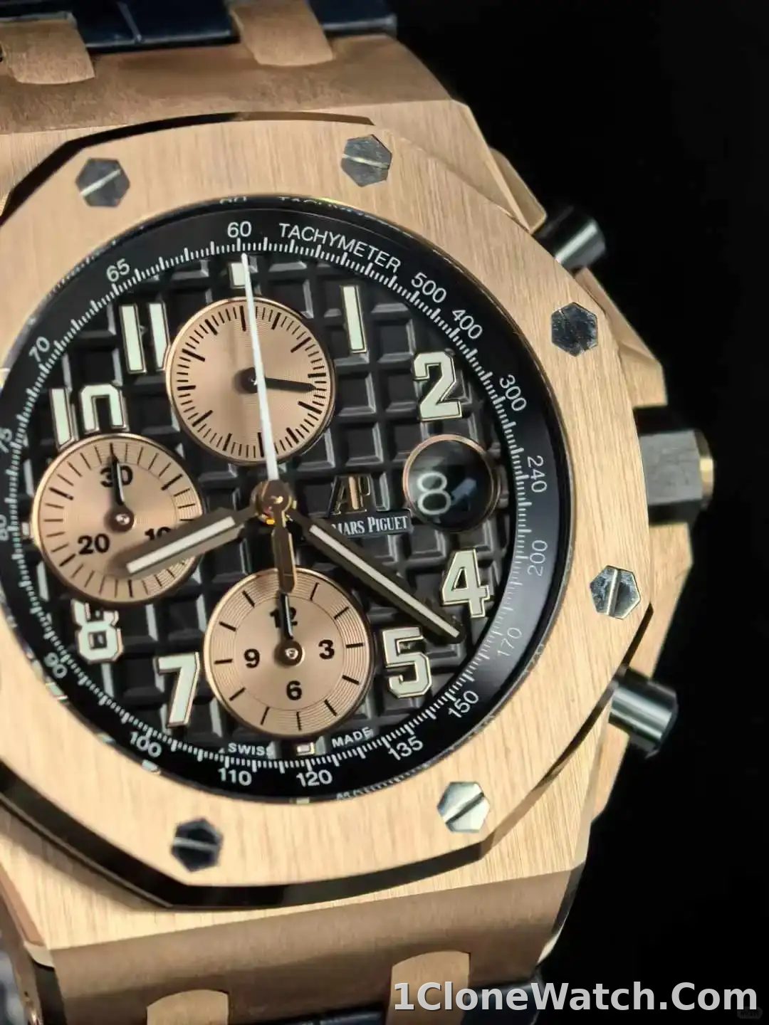 Audemars Piguet Royal Oak Offshore Selfwinding Chronograph Black, Gold 26470OR.OO.A002CR.02 - detail