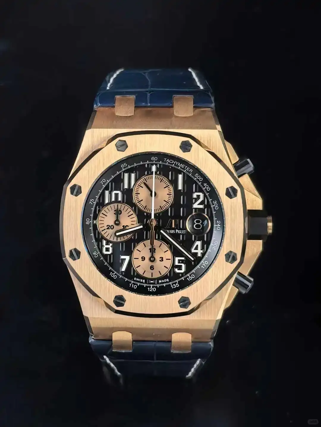 Audemars Piguet Royal Oak Offshore Selfwinding Chronograph Black, Gold 26470OR.OO.A002CR.02 - view 3