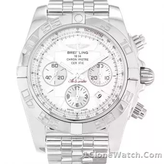 Breitling Chronomat 44 AB0110 - detail