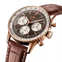 Breitling Navitimer B01 Chronograph 41 - view 3