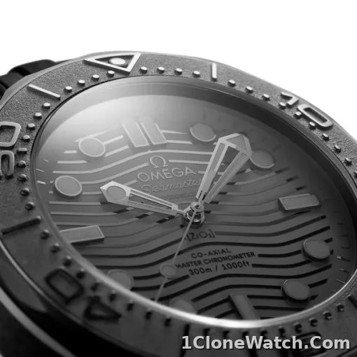 Omega Seamaster Men Automatic Black Rubber Watch O21092442001003 - detail