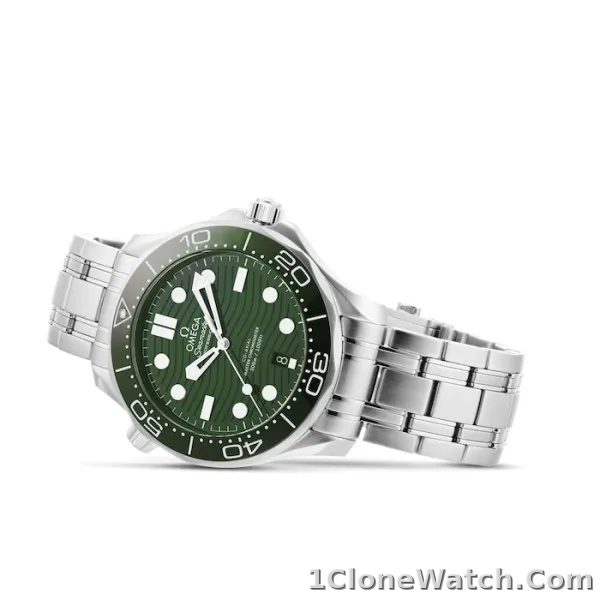 Omega Seamaster Men Automatic Green Stainless Steel Watch O21030422010001 - detail