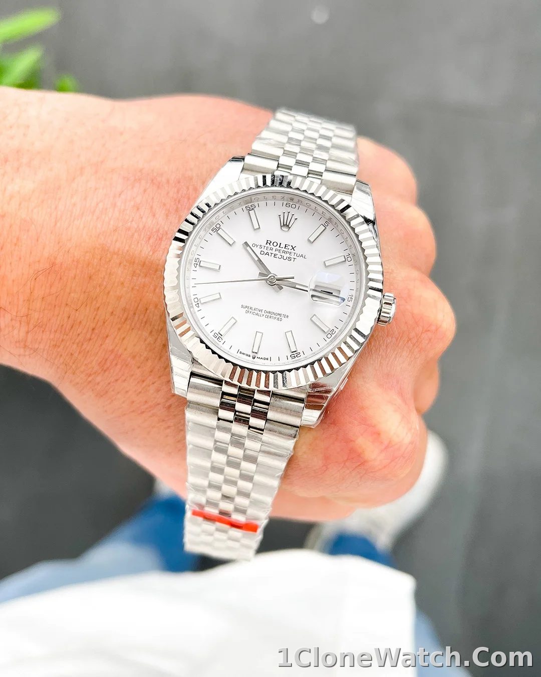 Rolex Datejust 41mm White Dial 126334 Jubilee Flutted - detail