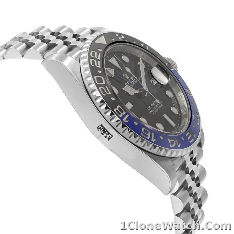 Superclone Rolex GMT-Master II Black Dial 126710BLNR  Batgirl - detail