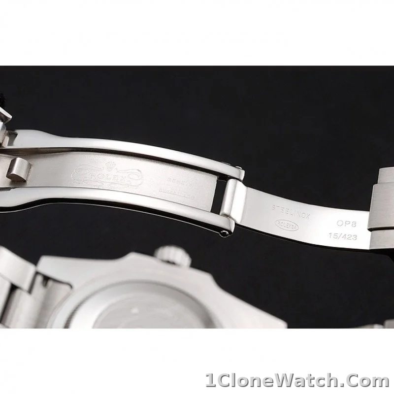 Rolex Submariner 41mm Black Dial 1454080 - detail
