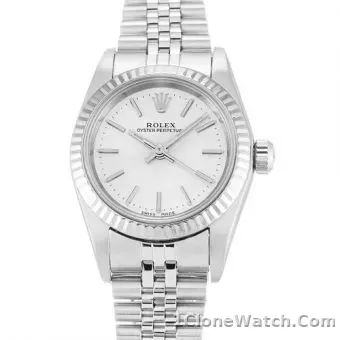 Rolex Lady Oyster Perpetual 67193 - detail